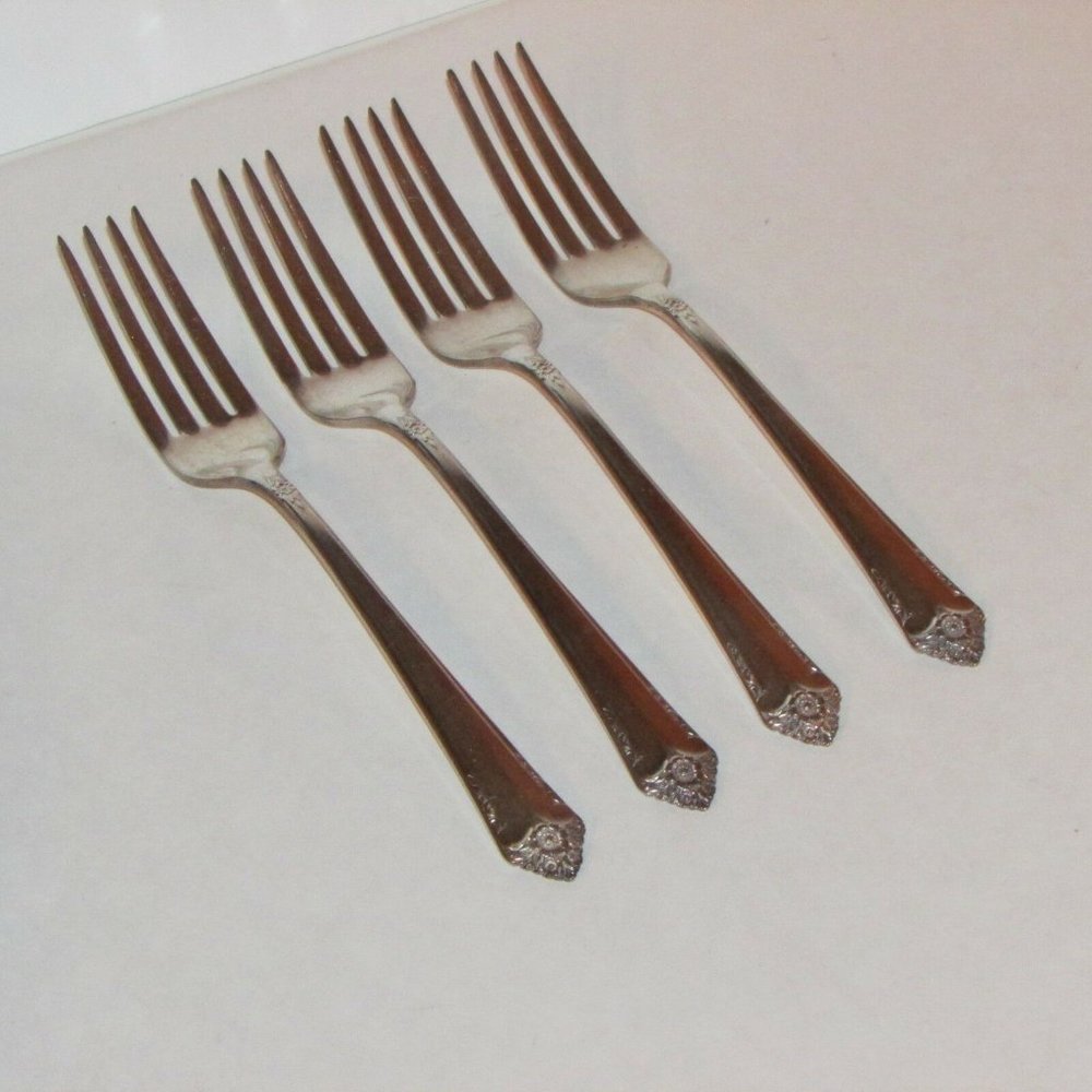 4 Vintage Dinner Forks Starlight Silverplate 1950 Rogers International Floral
